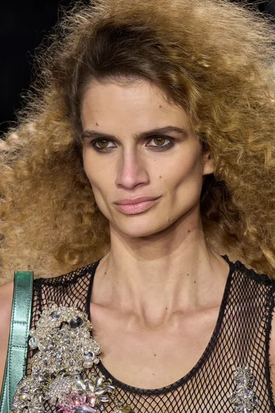 Look 23